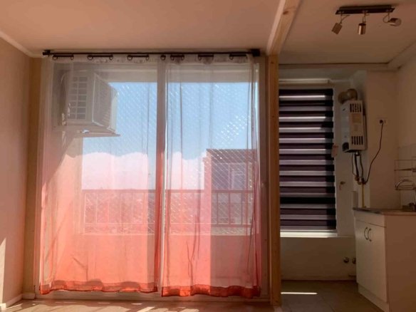 Living comedor departamento en condominio hermanos maristas en los andes