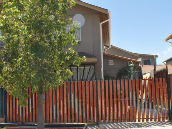 Frente de casa en Los Andes en la Villa Sendero de Los Andes