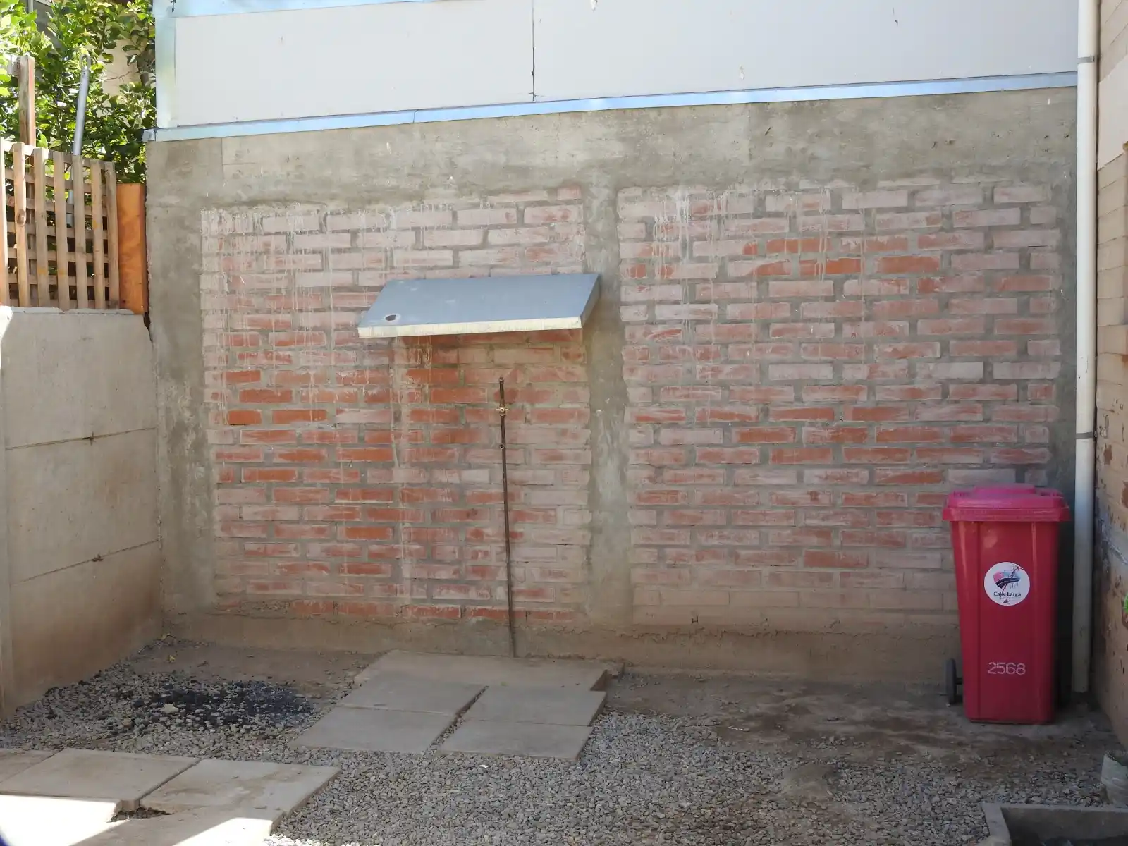 Patio casa en pasaje margarita